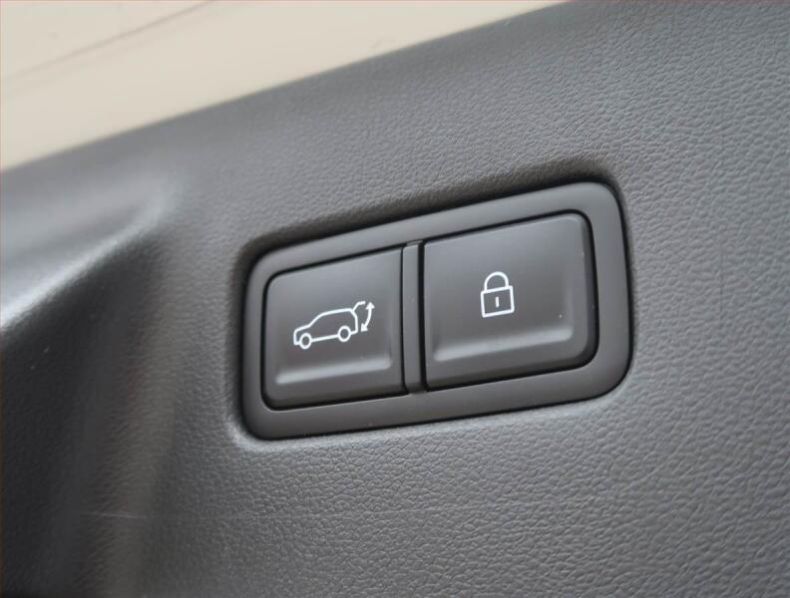 Hyundai Santa Fe - hlavní fotka