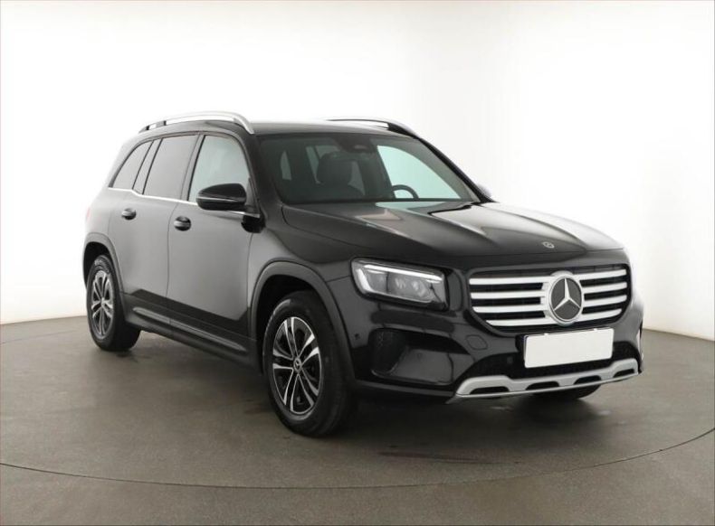 Mercedes GLB - hlavní foto