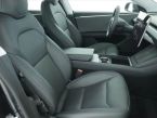 Tesla Model 3 - fotka číslo 8