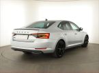 Škoda Superb - fotka číslo 4