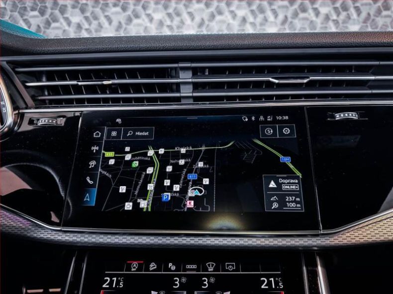 Audi Q8 - hlavní fotka