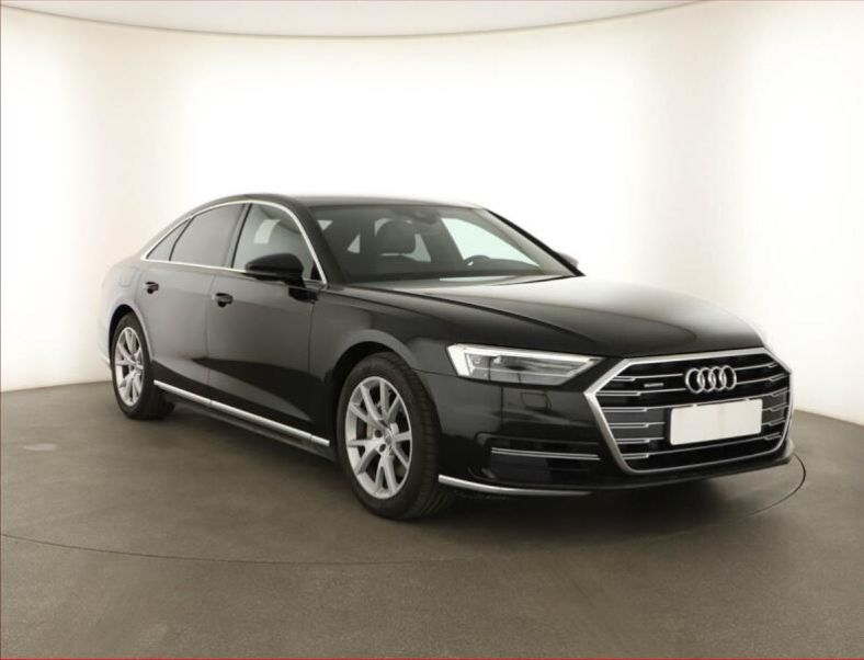Audi A8 - hlavní foto