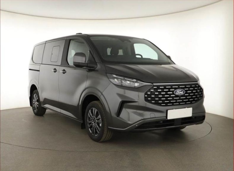 Ford Tourneo - hlavní foto