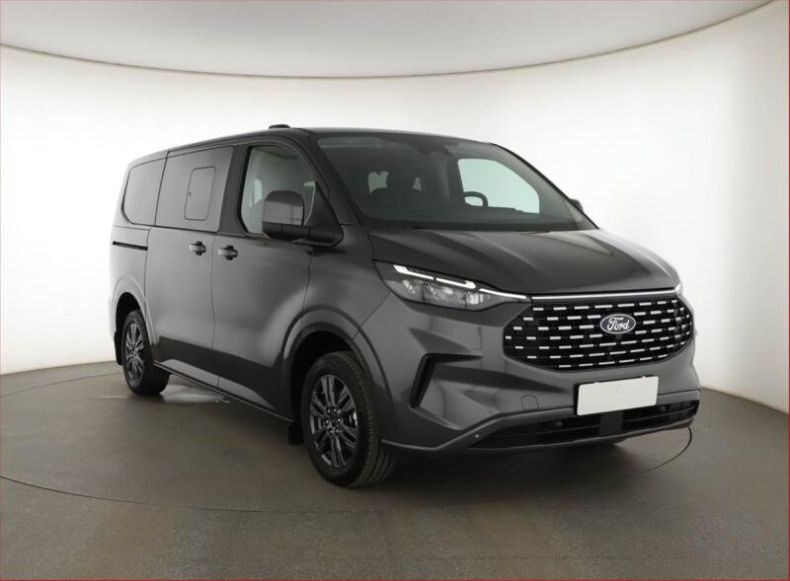 Ford Tourneo - hlavní foto