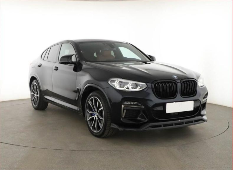 BMW X4 - hlavní foto