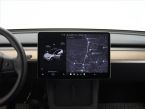 Tesla Model Y - fotka číslo 10