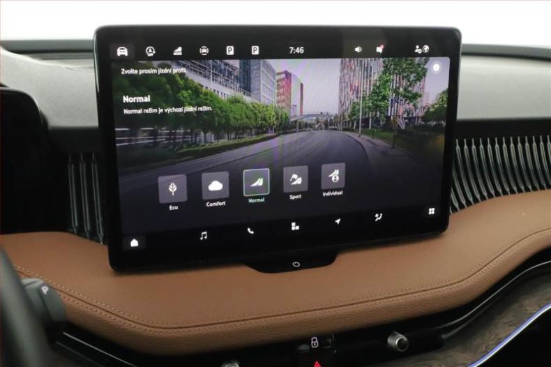 Škoda Superb - hlavní fotka