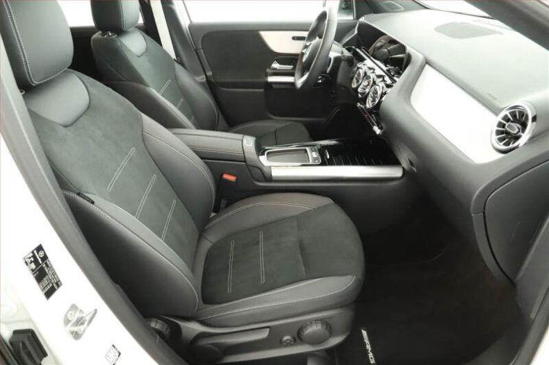 Mercedes Třída GLA - hlavní fotka
