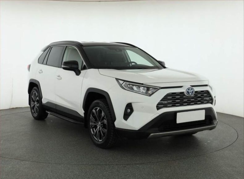 Toyota RAV 4 - hlavní foto