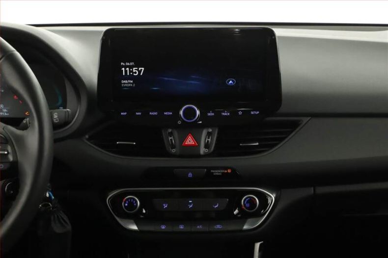 Hyundai i30 - hlavní fotka