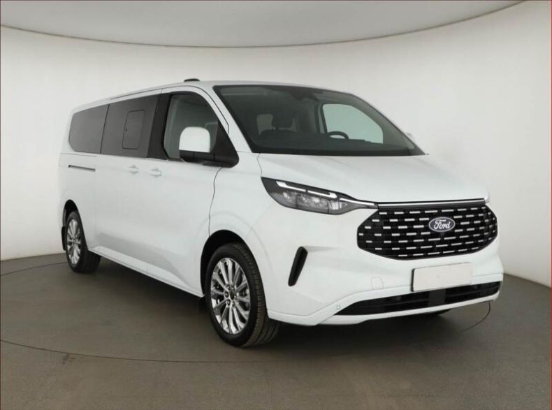 Ford Tourneo - hlavní foto