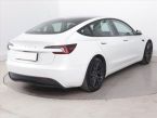 Tesla Model 3 - fotka číslo 4