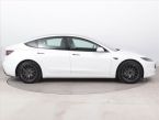 Tesla Model 3 - fotka číslo 5