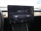 Tesla Model Y - fotka číslo 15