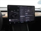 Tesla Model Y - fotka číslo 24