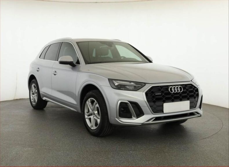 Audi Q5 - hlavní foto