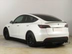 Tesla Model Y - fotka číslo 3
