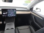 Tesla Model Y - fotka číslo 7