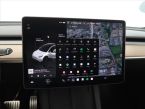 Tesla Model Y - fotka číslo 17