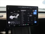 Tesla Model Y - fotka číslo 18