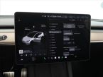 Tesla Model Y - fotka číslo 21