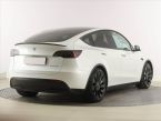 Tesla Model Y - fotka číslo 4