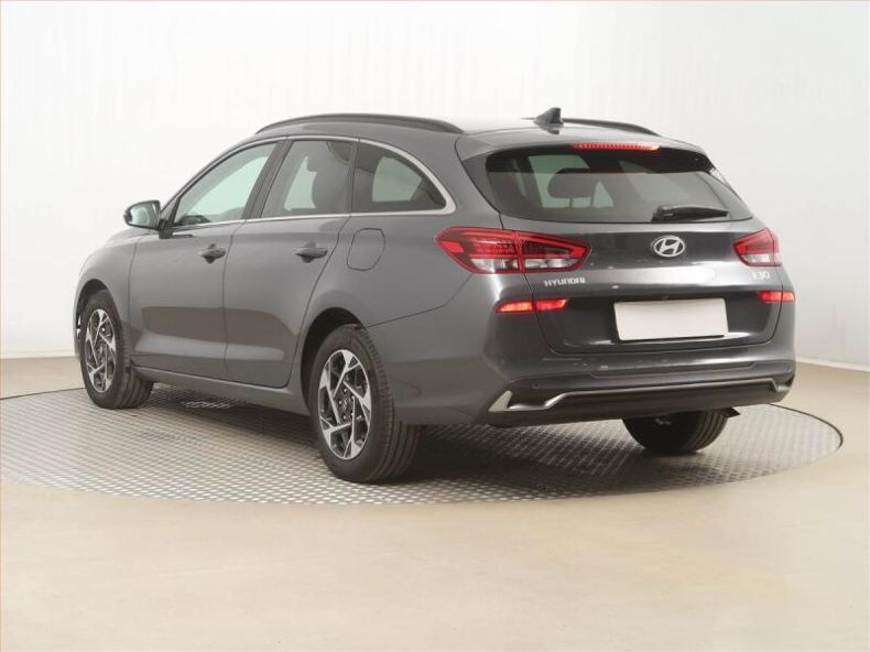 Hyundai i30 - hlavní fotka
