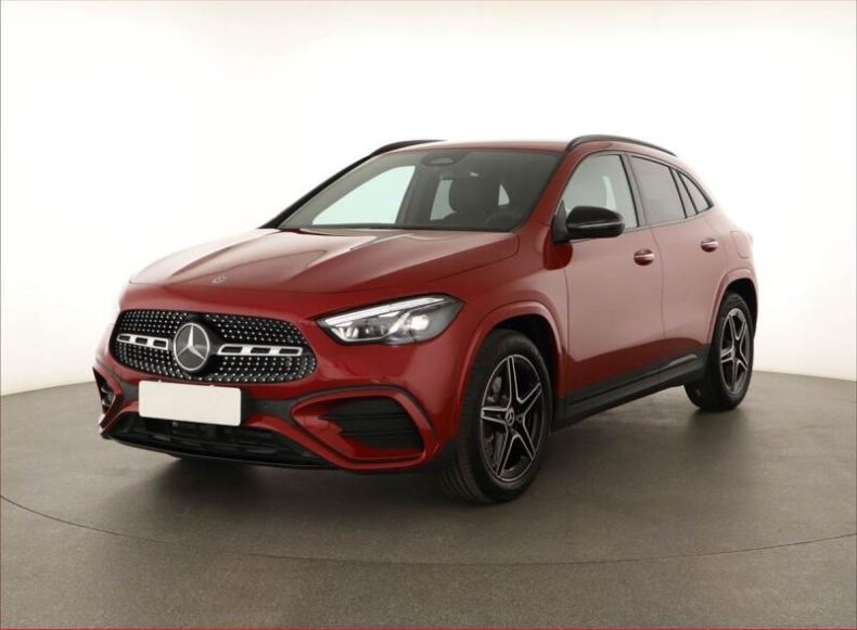 Mercedes Třída GLA - hlavní fotka