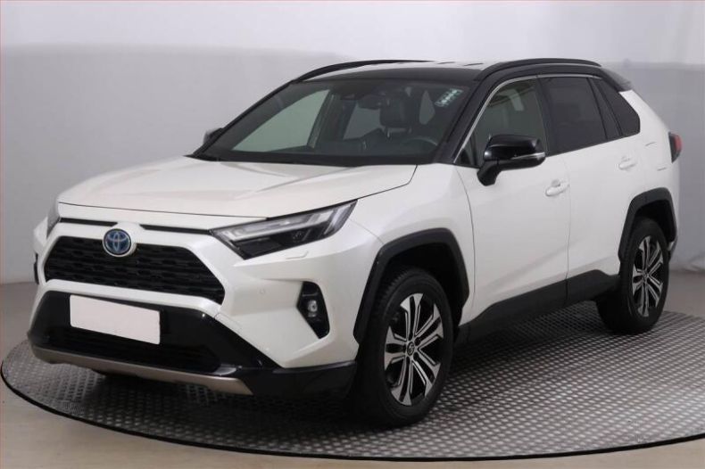 Toyota RAV 4 - hlavní fotka