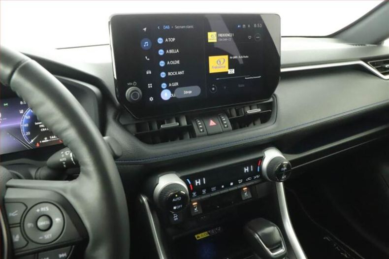 Toyota RAV 4 - hlavní fotka