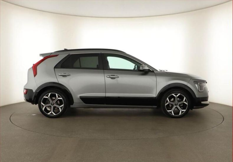 Kia Niro - hlavní fotka