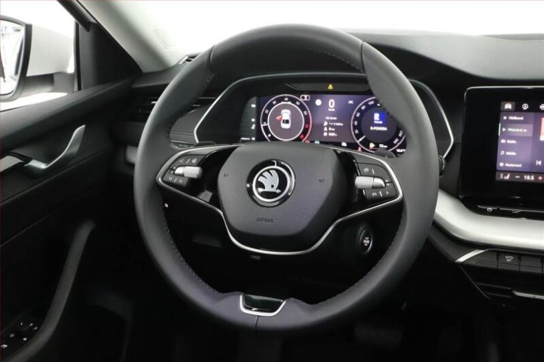 Škoda Octavia - hlavní fotka