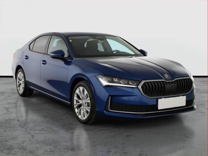 Škoda Superb - hlavní foto
