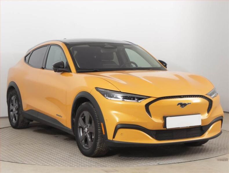 Ford Mustang Mach-E - hlavní foto