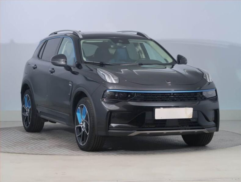 Lynk & Co 01 - hlavní foto