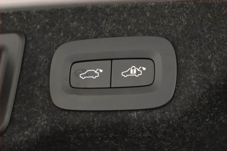 Volvo S90 - hlavní fotka
