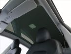 Tesla Model Y - fotka číslo 17