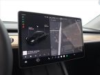 Tesla Model Y - fotka číslo 21