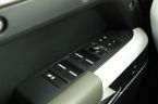 Land Rover Defender - fotka číslo 16