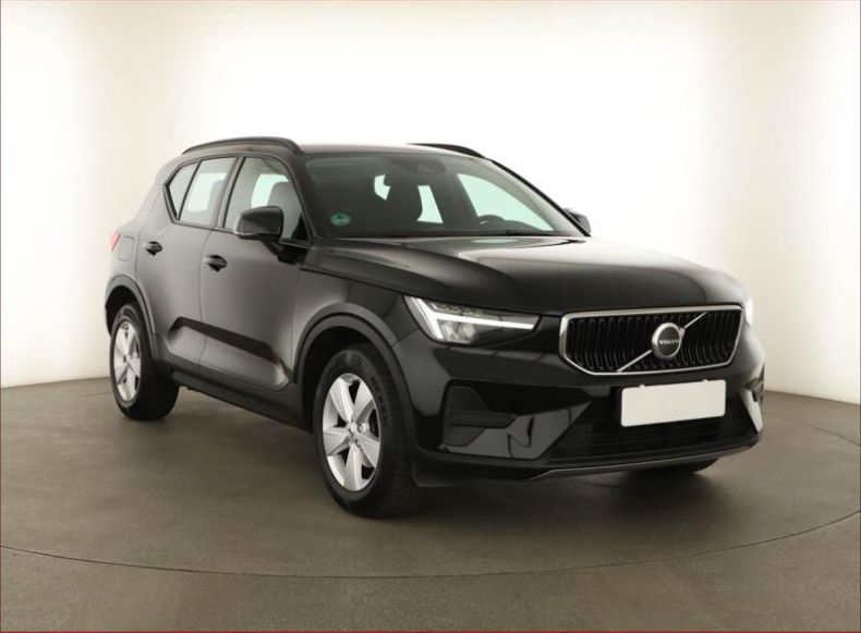 Volvo XC40 - hlavní foto