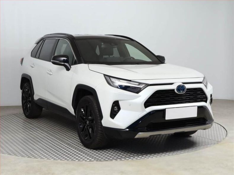 Toyota RAV 4 - hlavní foto