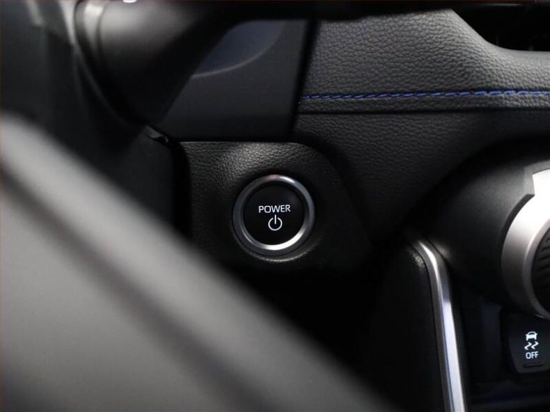 Toyota RAV 4 - hlavní fotka