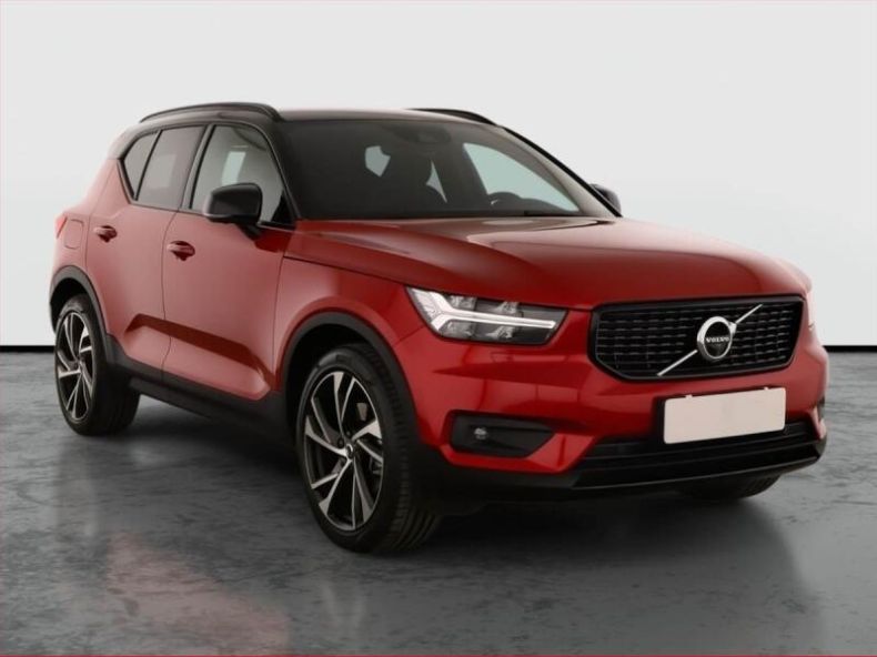 Volvo XC40 - hlavní foto