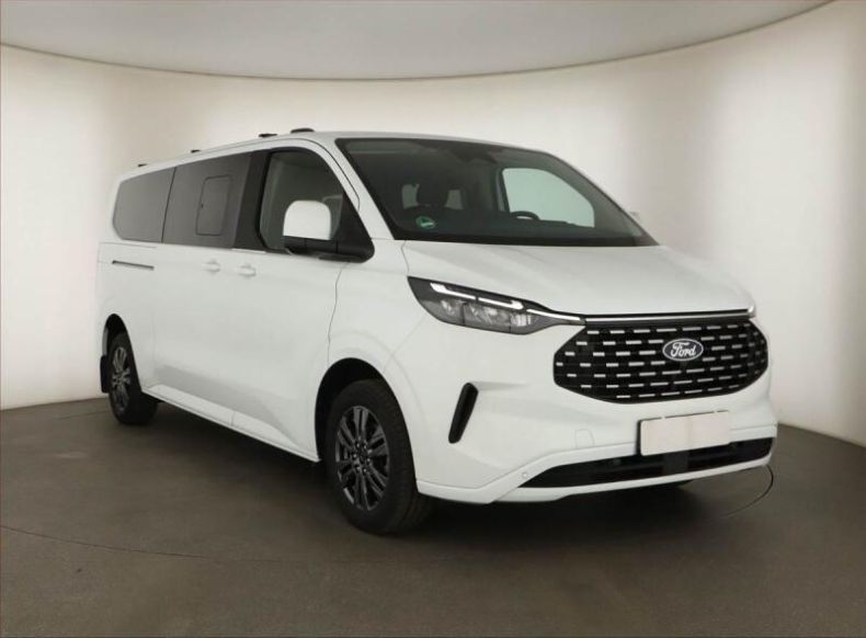 Ford Tourneo - hlavní foto