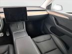 Tesla Model Y - fotka číslo 7