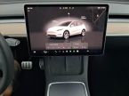 Tesla Model Y - fotka číslo 10