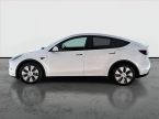 Tesla Model Y - fotka číslo 2