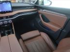 Škoda Superb - fotka číslo 7