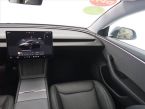 Tesla Model 3 - fotka číslo 7