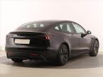 Tesla Model 3 - fotka číslo 4